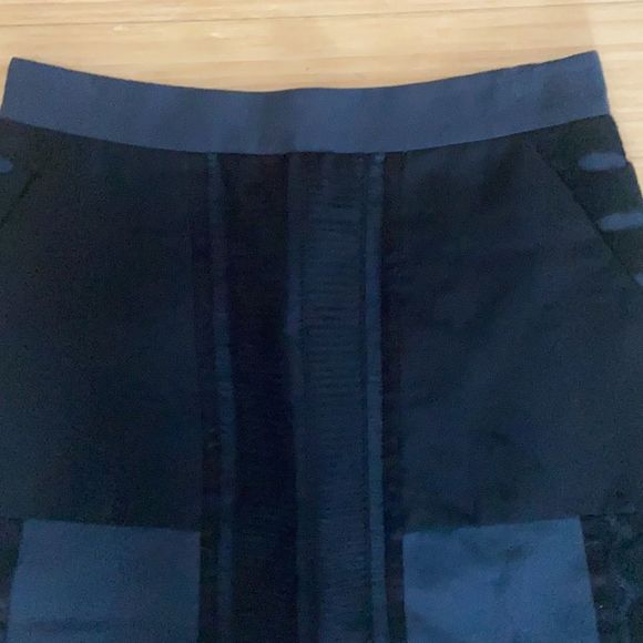 3.1 Philip Lim Women's Silk Navy and Black Mini Skirt With Pockets Womens Size 6 - Picture 4 of 8